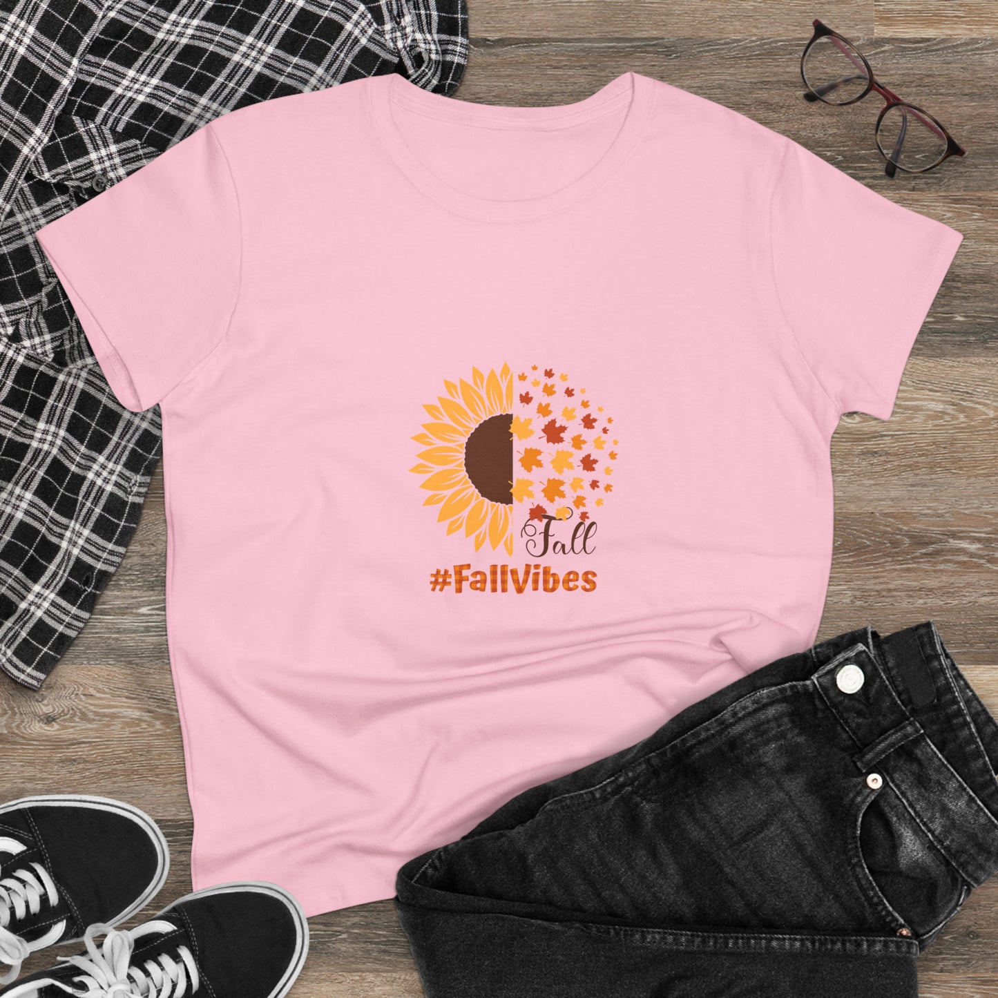 Women's Fall Vibes Tee